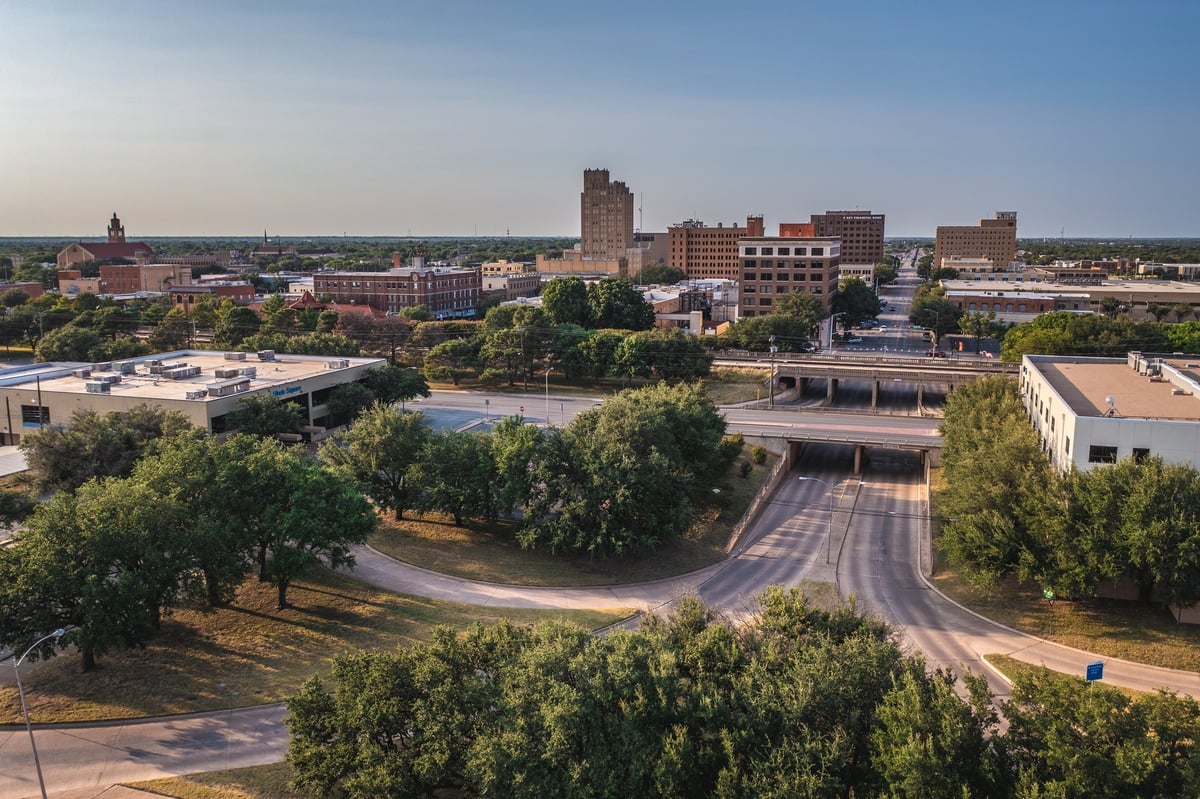 shutterstock_2728942749-1